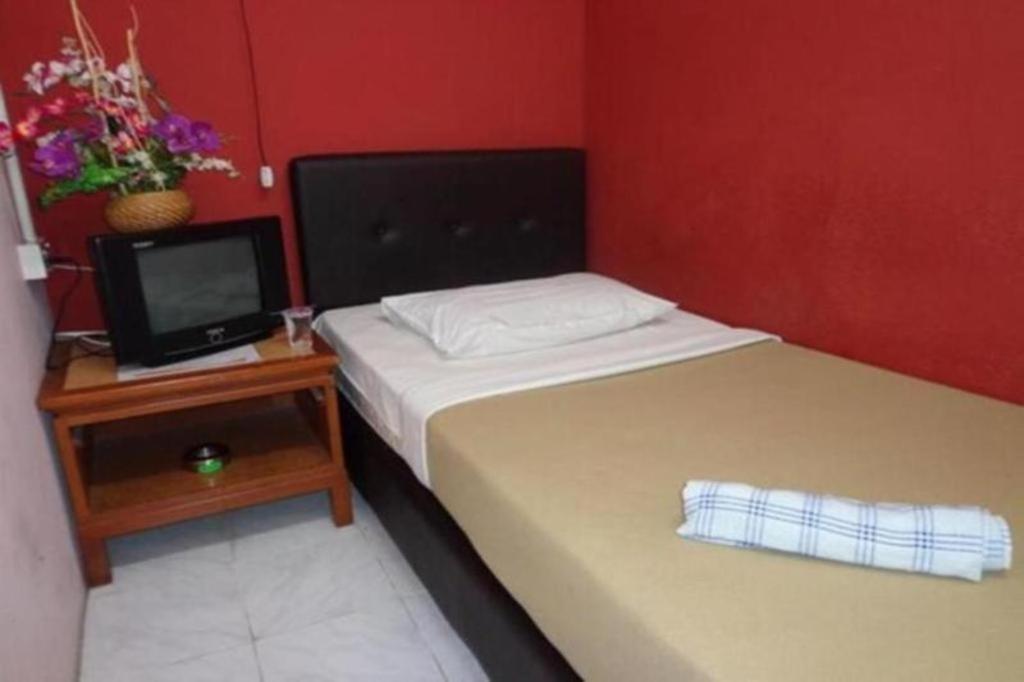 F Hotel Sungai Dua Bukit Exteriör bild